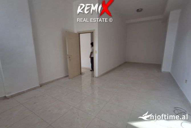 Business Property in Sale 1+1 in Durres - 130,000 Euro