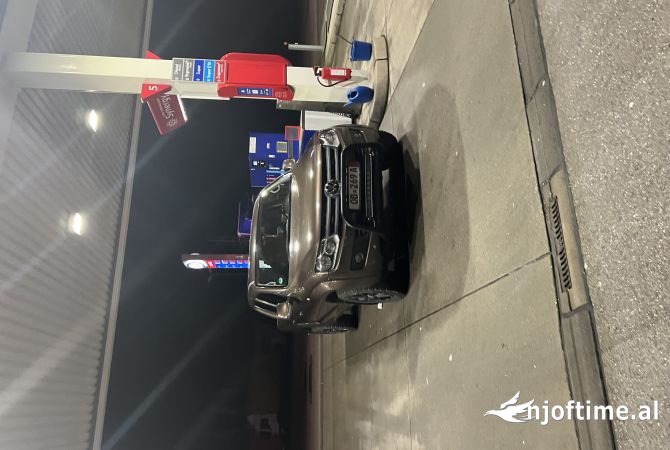 Makina ne shitje  ne Fier - 19,900 Euro