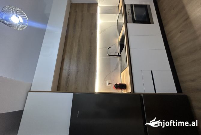 Shtepi me qera 1+1 ne Tirane - 45,000 Leke