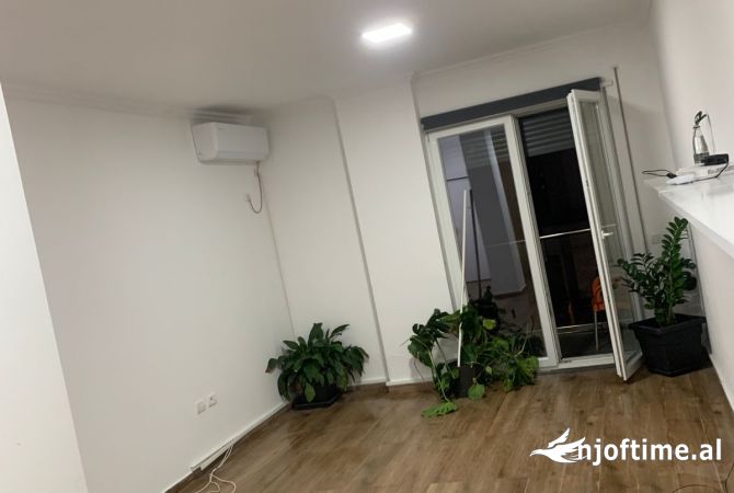 Shtepi me qera 1+1 ne Tirane - 900 Euro