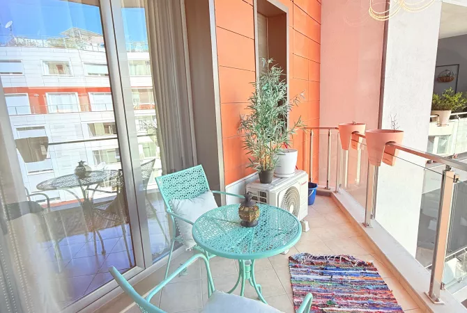 Shtepi me qera Apartament ne Tirane, 2+1, Mobilimi E mobiluar, Pagesa 1,200  Euro.