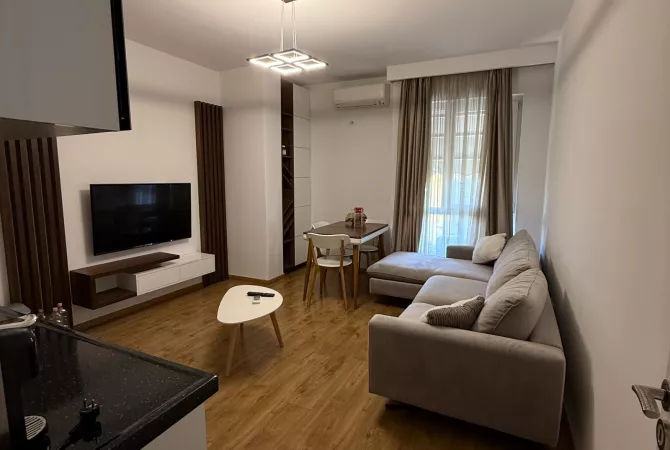 Shtepi me qera 1+1 ne Tirane - 550 Euro