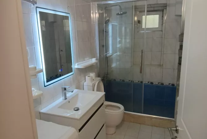 Shtepi me qera Apartament ne Tirane, 2+1, Mobilimi E mobiluar, Pagesa 600  Euro.