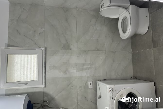 Shtepi me qera Apartament ne Tirane, 1+1, Mobilimi E mobiluar, Pagesa 40,000  Leke.