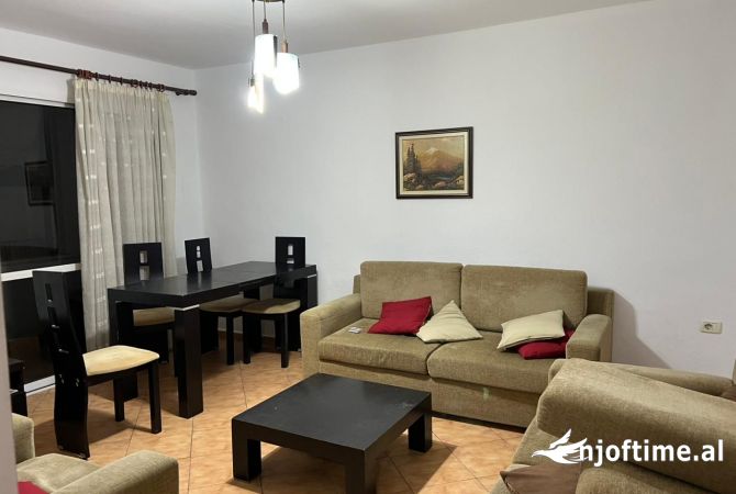 Shtepi me qera 3+1 ne Tirane - 500 Euro