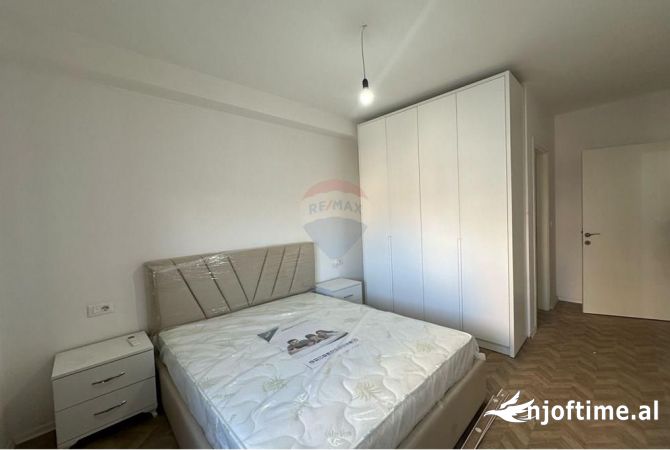 Shtepi me qera 2+1 ne Tirane - 650 Euro