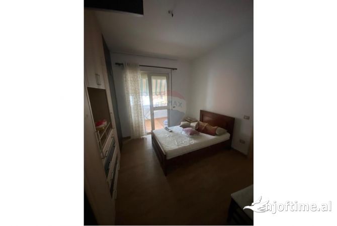 Shtepi me qera 2+1 ne Tirane - 500 Euro