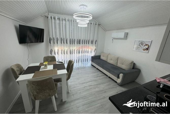 Shtepi me qera 1+1 ne Tirane - 450 Euro