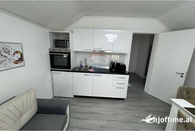 Shtepi me qera 1+1 ne Tirane - 450 Euro
