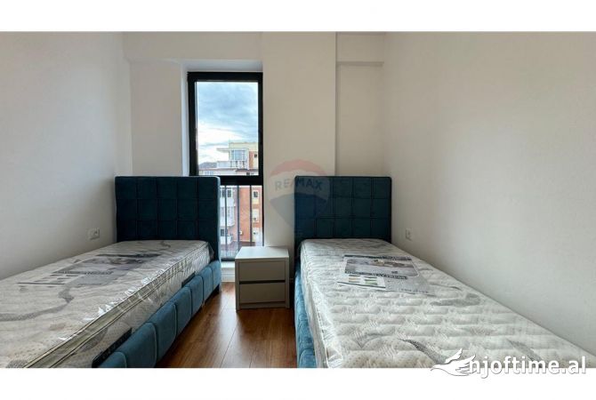Shtepi me qera Apartament ne Tirane, 2+1, Mobilimi E mobiluar, Pagesa 1,200  Euro.