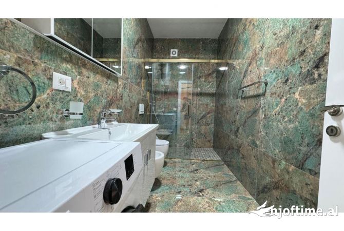 Shtepi me qera Apartament ne Tirane, 2+1, Mobilimi E mobiluar, Pagesa 1,200  Euro.