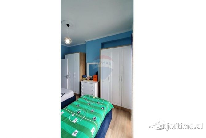 Shtepi me qera Apartament ne Tirane, 2+1, Mobilimi E mobiluar, Pagesa 800  Euro.