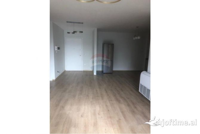 Shtepi me qera 3+1 ne Tirane - 1,000 Euro