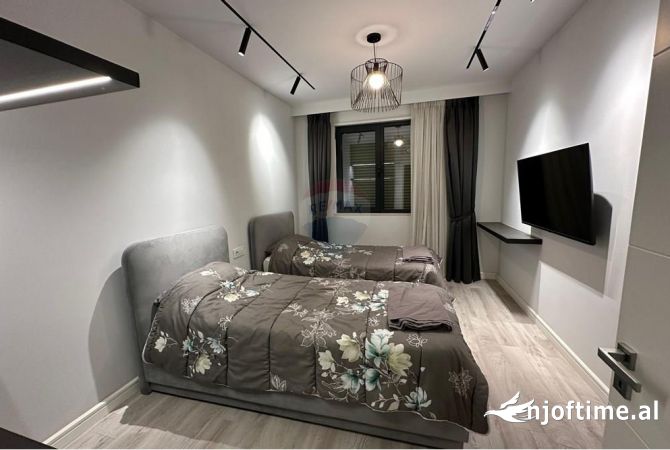 Shtepi me qera Apartament ne Tirane, 2+1, Mobilimi E mobiluar, Pagesa 750  Euro.