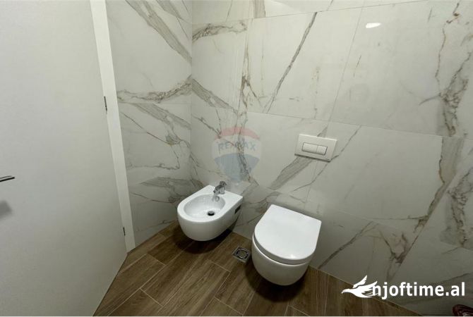 Shtepi me qera Apartament ne Tirane, 1+1, Mobilimi E mobiluar, Pagesa 750  Euro.