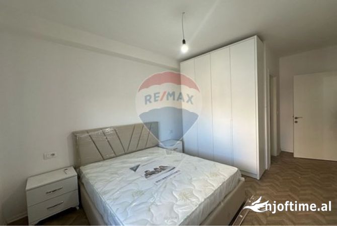 Shtepi me qera Apartament ne Tirane, 2+1, Mobilimi E mobiluar, Pagesa 650  Euro.