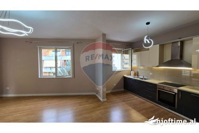 Shtepi me qera 3+1 ne Tirane - 700 Euro