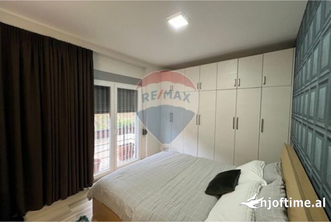 Shtepi me qera Apartament ne Tirane, 2+1, Mobilimi E mobiluar, Pagesa 750  Euro.