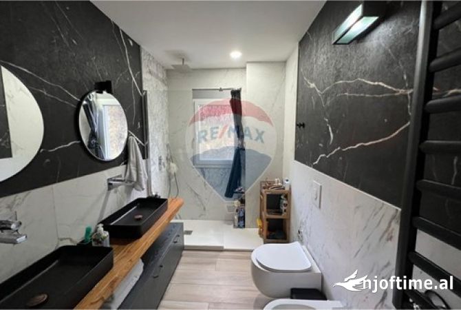 Shtepi me qera Apartament ne Tirane, 2+1, Mobilimi E mobiluar, Pagesa 750  Euro.