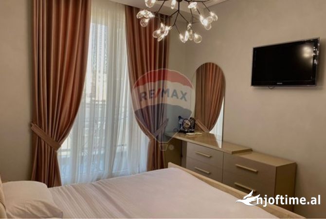 Shtepi me qera Apartament ne Tirane, 1+1, Mobilimi E mobiluar, Pagesa 700  Euro.