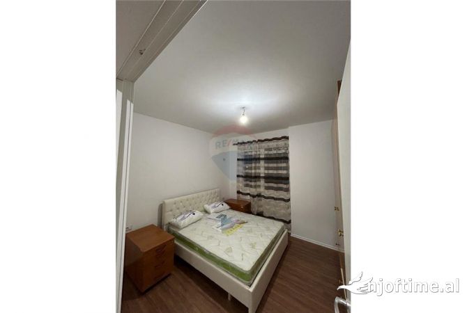 Shtepi me qera 1+1 ne Tirane - 40,000 Leke