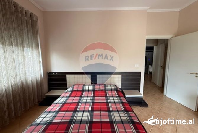 Shtepi me qera Apartament ne Tirane, 1+1, Mobilimi E mobiluar, Pagesa 500  Euro.
