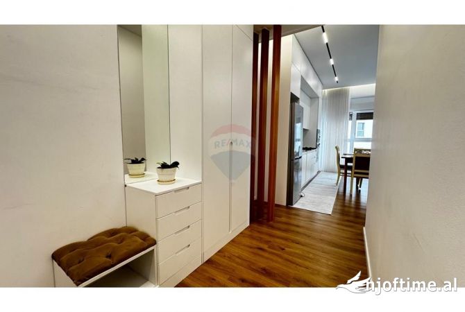 Shtepi me qera Apartament ne Tirane, 2+1, Mobilimi E mobiluar, Pagesa 550  Euro.