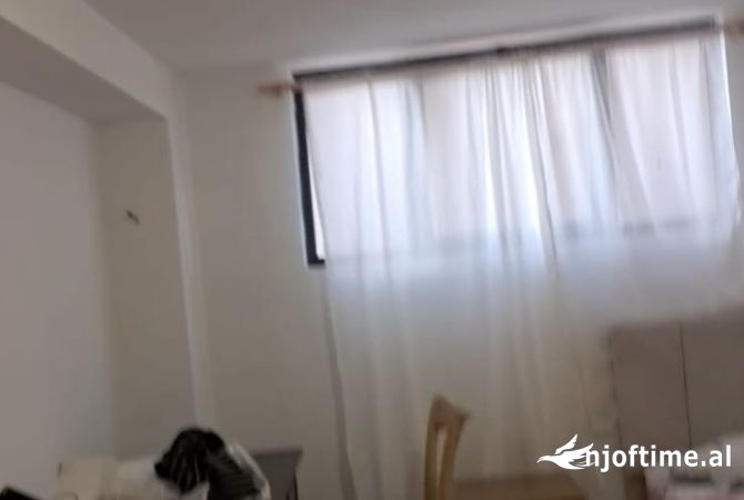 Shtepi me qera 2+1 ne Tirane - 20,000 Leke