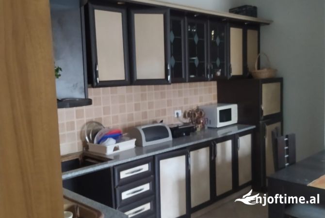 Shtepi ne shitje 2+1 ne Tirane - 112,000 Euro