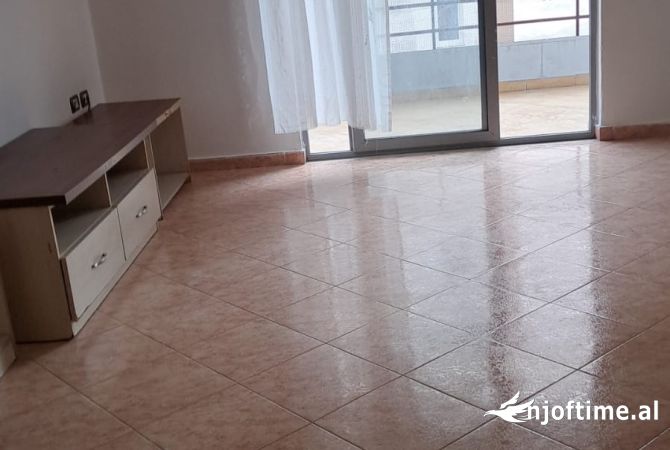 Shtepi me shitje 70 mije € okazion