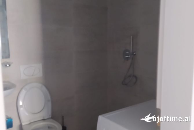 Shtepi me qera Apartament ne Tirane, 1+1, Mobilimi E mobiluar, Pagesa 350  Euro.