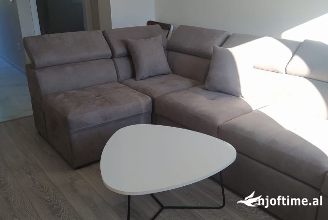 Shtepi me qera Apartament ne Tirane, 1+1, Mobilimi E mobiluar, Pagesa 350  Euro.