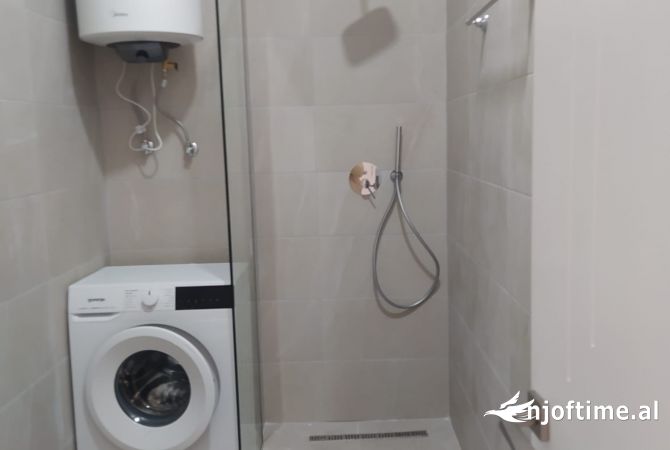 Shtepi me qera Apartament ne Tirane, 1+1, Mobilimi E mobiluar, Pagesa 350  Euro.