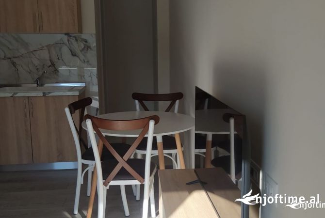 Shtepi me qera Garsoniere ne Tirane - 28,000 Leke