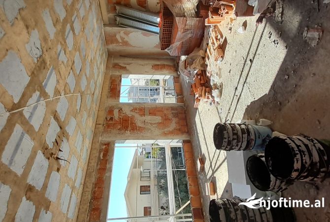 Shtepi ne shitje 2+1 ne Tirane - 165,000 Euro