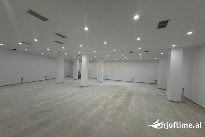 Ambient biznesi ne shitje 6+1 ne Tirane - 240,000 Euro