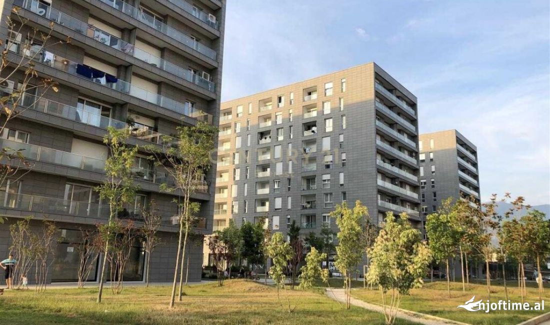 Shtepi ne shitje Apartament ne Tirane, 2+1, Mobilimi Pjeserisht e mobiluar, Pagesa 230,000  Euro.
