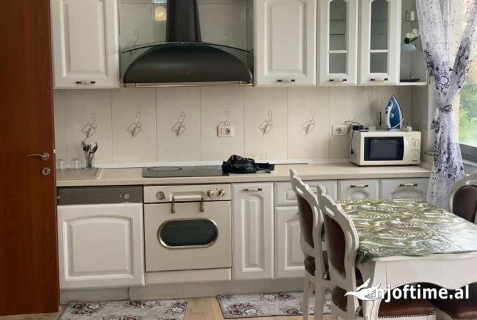 Shtepi me qera 1+1 ne Tirane - 350 Euro