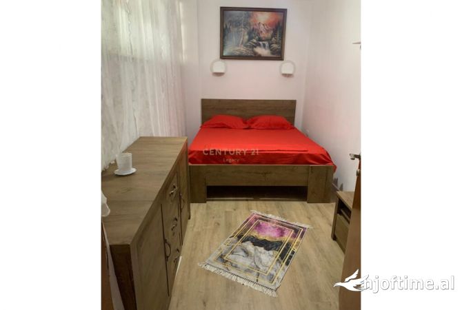 Shtepi me qera Apartament ne Tirane, 1+1, Mobilimi E mobiluar, Pagesa 350  Euro.