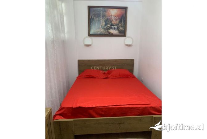 Shtepi me qera Apartament ne Tirane, 1+1, Mobilimi E mobiluar, Pagesa 350  Euro.