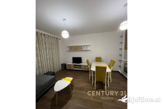 Shtepi me qera Apartament ne Tirane, 1+1, Mobilimi E mobiluar, Pagesa 500  Euro.