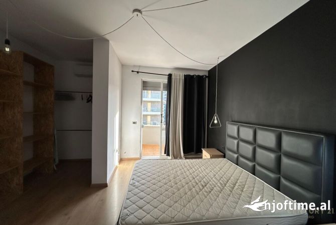 Shtepi me qera Apartament ne Tirane, 1+1, Mobilimi E mobiluar, Pagesa 650  Euro.