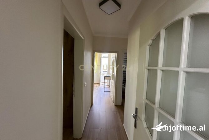 Shtepi me qera Apartament ne Tirane, 2+1, Mobilimi E mobiluar, Pagesa 600  Euro.