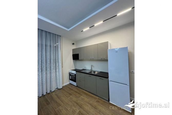 Shtepi me qera Apartament ne Tirane, 2+1, Mobilimi E mobiluar, Pagesa 600  Euro.