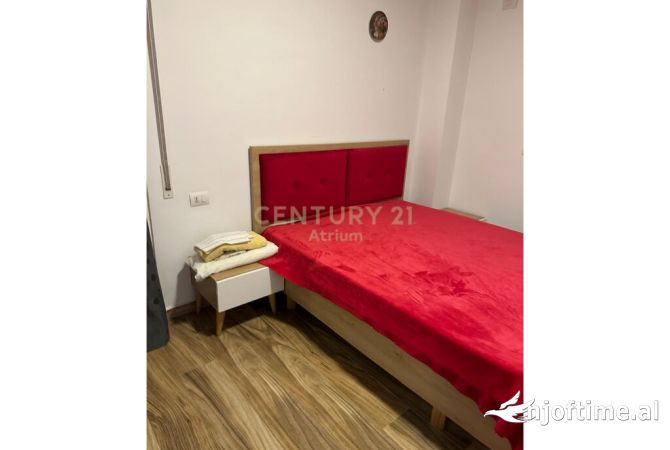 Shtepi me qera Apartament ne Tirane, 2+1, Mobilimi E mobiluar, Pagesa 600  Euro.