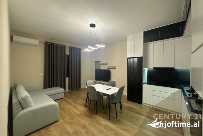 Shtepi me qera 2+1 ne Tirane - 500 Euro