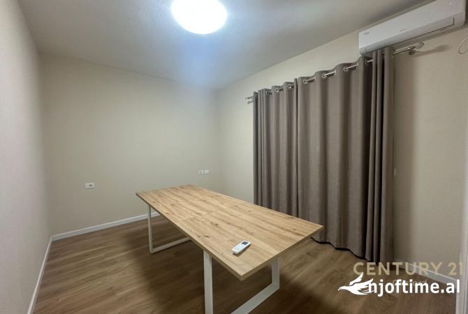 Shtepi me qera Apartament ne Tirane, 2+1, Mobilimi E mobiluar, Pagesa 500  Euro.