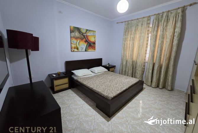 Shtepi me qera 3+1 ne Tirane - 800 Euro