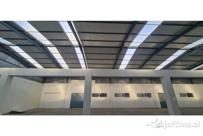 Ambient biznesi me qera 4+1 ne Tirane - 4,000 Euro