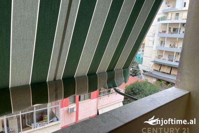 Shtepi me qera Apartament ne Tirane, 1+1, Mobilimi E mobiluar, Pagesa 500  Euro.